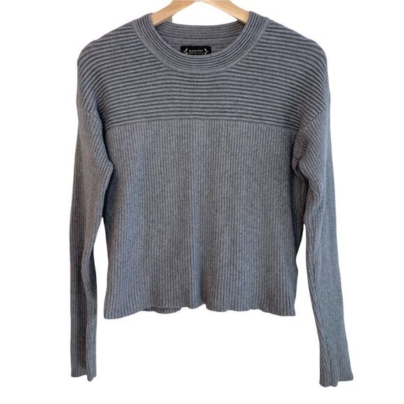 Nanette Lepore Viscose Blend Ribbed Grey Sweater - Picture 1 of 5